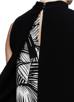 Detail View - Click To Enlarge - ELIZABETH AND JAMES - 'Tashi' palm tree print layer top