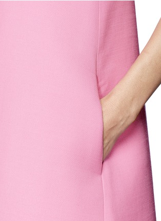 Detail View - Click To Enlarge - VALENTINO GARAVANI - Contrast invert pleat bonded crepe dress