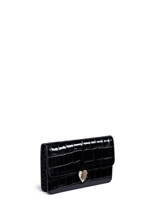 Detail View - Click To Enlarge - ALEXANDER MCQUEEN - Heart frame croc embossed patent leather clutch