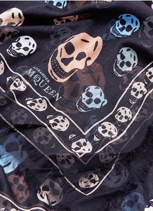 Detail View - Click To Enlarge - ALEXANDER MCQUEEN - Multicolour skull silk-modal scarf