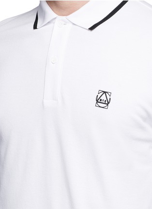Detail View - Click To Enlarge - MC Q - Rubber logo patch polo shirt