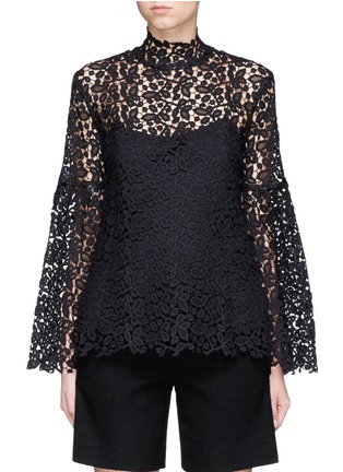 Main View - Click To Enlarge - MACGRAW - Bell sleeve guipure lace top