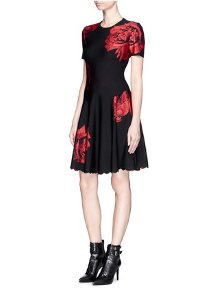 Front View - Click To Enlarge - ALEXANDER MCQUEEN - Rose jacquard knit flare dress