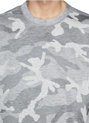 Detail View - Click To Enlarge - VALENTINO GARAVANI - Camouflage bonded jersey sweatshirt