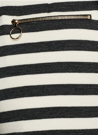 Detail View - Click To Enlarge - CHLOÉ - High waist stripe shorts