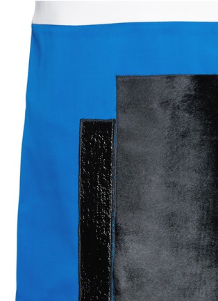 Detail View - Click To Enlarge - VICTORIA, VICTORIA BECKHAM - Crackled patent leather and pony hair colourblock dress