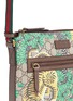  - GUCCI - Bengal tiger print GG Supreme canvas messenger bag