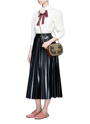 Figure View - Click To Enlarge - GUCCI - 'Linea A' small floral embroidered GG Supreme crossbody bag