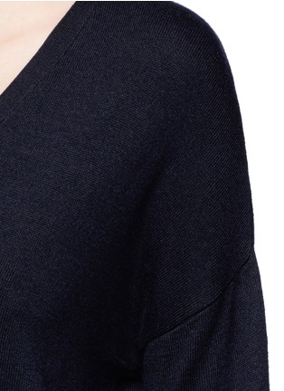 Detail View - Click To Enlarge - TOPSHOP - Oversized V-neck wool blend sweater