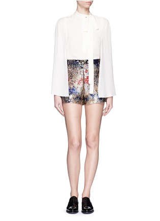Figure View - Click To Enlarge - VALENTINO GARAVANI - Metallic floral jacquard shorts