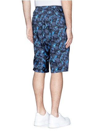Back View - Click To Enlarge - WHITE MOUNTAINEERING - Leaf print drop crotch shorts
