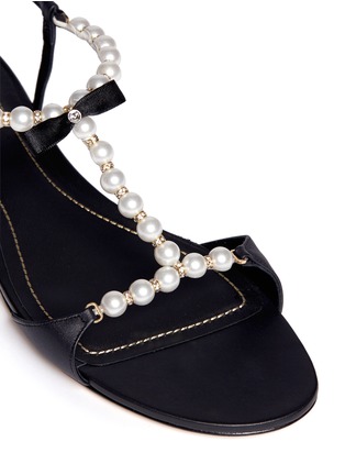 Detail View - Click To Enlarge - RENÉ CAOVILLA - Venere pearl crystal strap leather sandals