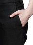 Detail View - Click To Enlarge - THEORY - 'Thaniel' cotton-nylon twill pants