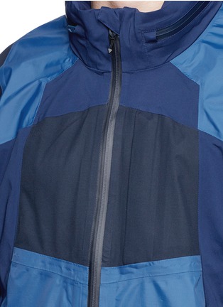 Detail View - Click To Enlarge - ADIDAS BY WHITE MOUNTAINEERING - Patchwork shell jacket
