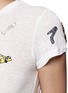 Detail View - Click To Enlarge - ALICE & OLIVIA - 'Robin' embellished emoji linen T-shirt
