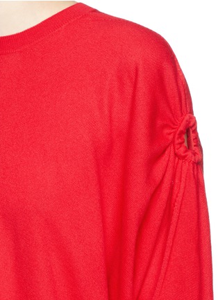 Detail View - Click To Enlarge - ALEXANDER MCQUEEN - Cut-out sleeve wool sweater