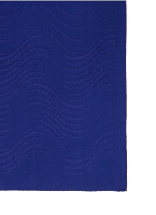Detail View - Click To Enlarge - ARMANI COLLEZIONI - Wave jacquard silk scarf