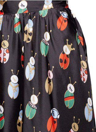 Detail View - Click To Enlarge - MACGRAW - 'Jardin' beetle print silk satin skirt