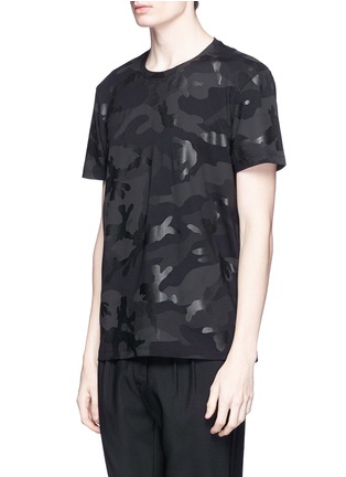 Front View - Click To Enlarge - VALENTINO GARAVANI - Sealed camouflage print T-shirt