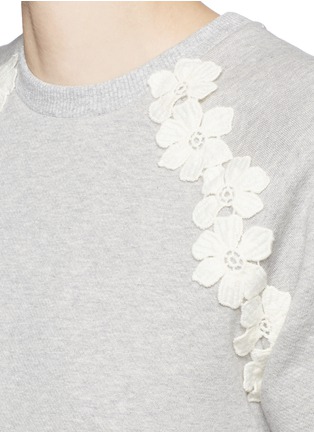 Detail View - Click To Enlarge - GIAMBA - 'Felpa' floral embroidery trim sweatshirt