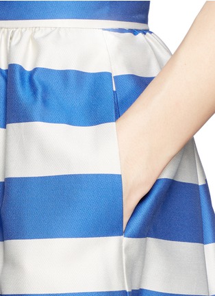 Detail View - Click To Enlarge - ALICE & OLIVIA - Stripe twill pleat culottes