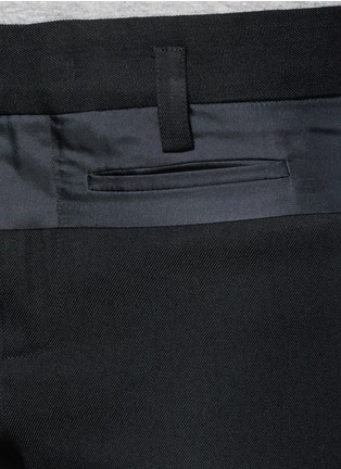 Detail View - Click To Enlarge - HAIDER ACKERMANN - Cropped wool-cotton twill pants