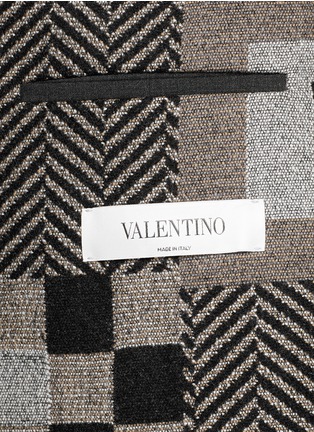 Detail View - Click To Enlarge - VALENTINO GARAVANI - Jigsaw straight wool coat