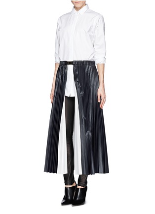 Figure View - Click To Enlarge - TOGA ARCHIVES - Laminated pleat skirt with brass belt