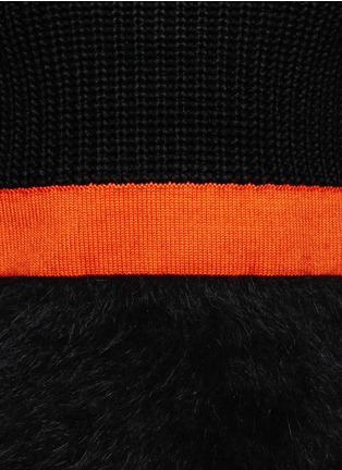 Detail View - Click To Enlarge - NEIL BARRETT - Contrast band chunky knit crop sweater