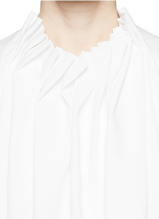 Detail View - Click To Enlarge - ELLERY - 'Seashell' gathered neck crepe top