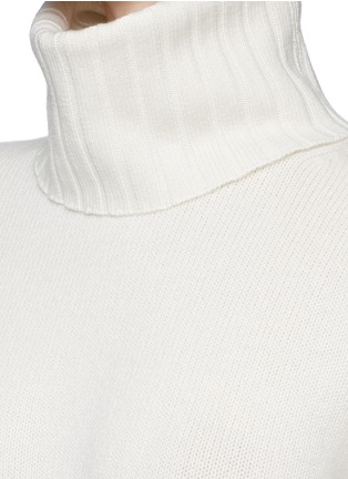 Detail View - Click To Enlarge - THEORY - 'Lanola' turtleneck cashmere sweater