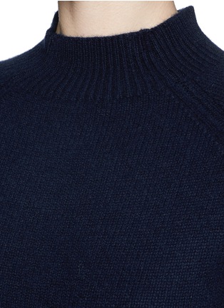 Detail View - Click To Enlarge - THEORY - 'Jodi B' cashmere sweater