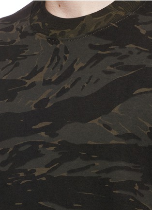 Detail View - Click To Enlarge - T BY ALEXANDER WANG - Camouflage print long sleeve T-shirt