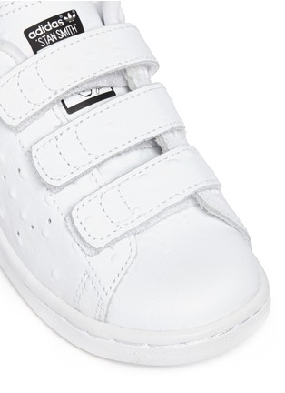 Detail View - Click To Enlarge - ADIDAS - 'Stan Smith CF' textured leather toddler sneakers