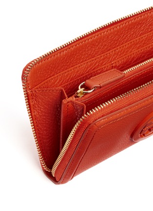 Detail View - Click To Enlarge - TORY BURCH - Amanda zip continental wallet