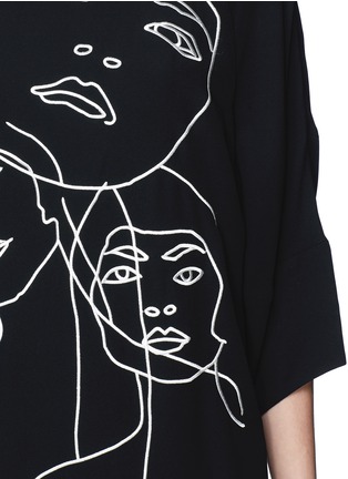 Detail View - Click To Enlarge - STELLA MCCARTNEY - Intarsia graphic shift dress