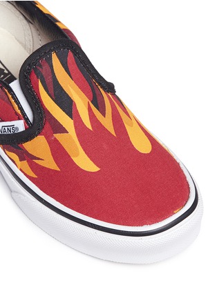 Detail View - Click To Enlarge - VANS - 'Flame Classic' canvas kids slip-ons