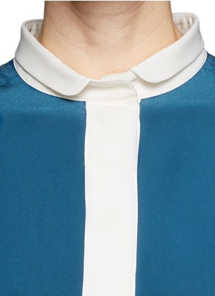 Detail View - Click To Enlarge - CHLOÉ - Bicolour silk shirt