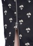 Detail View - Click To Enlarge - VICTORIA BECKHAM - Daisy jacquard pencil skirt