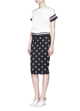 Figure View - Click To Enlarge - VICTORIA BECKHAM - Daisy jacquard pencil skirt