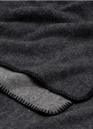 Detail View - Click To Enlarge - ISH - Double faced cashmere scarf