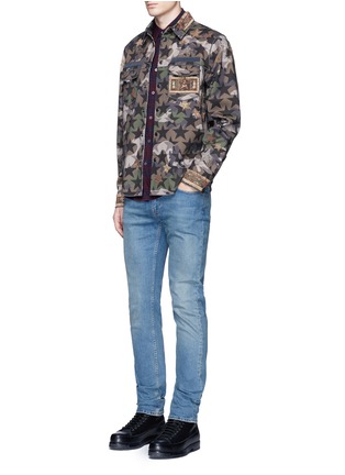 Figure View - Click To Enlarge - VALENTINO GARAVANI - 'Camustars' print embellished shirt jacket