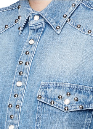 Detail View - Click To Enlarge - GIVENCHY - Pearlescent button stud denim shirt