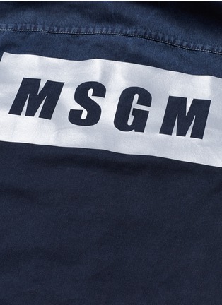 Detail View - Click To Enlarge - MSGM - Logo print cotton denim shirt
