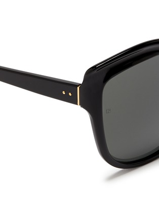 Detail View - Click To Enlarge - LINDA FARROW - Oversize acetate square cat eye sunglasses