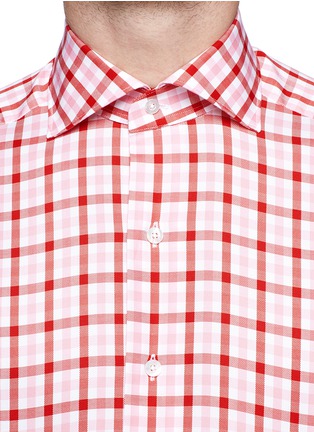 Detail View - Click To Enlarge - TOMORROWLAND - Contrast gingham check cotton shirt
