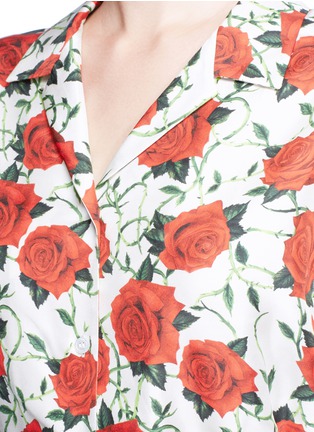Detail View - Click To Enlarge - ALEXANDER WANG - Rose print tie sleeve cropped satin shirt