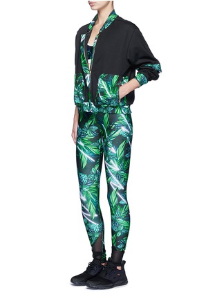 Figure View - Click To Enlarge - WE ARE HANDSOME - 'The Retrograde' forest print active leggings