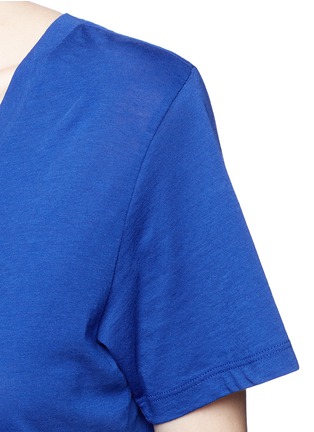 Detail View - Click To Enlarge - VINCE - Pima cotton relaxed V-neck T-shirt