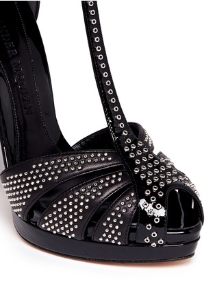 Detail View - Click To Enlarge - ALEXANDER MCQUEEN - Eyelet stud mix leather peep toe sandals